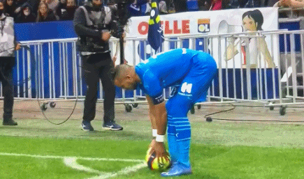 曼联27次射门创阿莫林时代新高（曼联单场27脚射门刷新阿莫林执教期纪录）